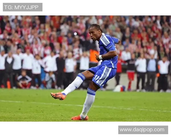 黑马崛起 足球场上的瘦弱黑人球星如何凭借天赋和努力成就传奇